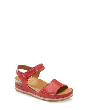 On Foot Platform Sandal - Red