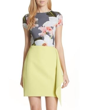 Ted Baker Chatsworth Bloom Fitted Tee - Yellow