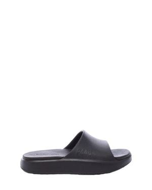 P448 Riviera Slip-On - Black