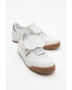 Prologue Shoes Bria Sneakers - White