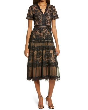 chinese dress ladies Amazon.com: Tadashi Shoji Women's C/S Metallic Pintuck Dress W/Sequin LACE  Neckline and Split, Midnight : Clothing, Shoes & Jewelry