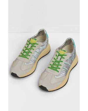 Charlotte Stone Sawyer Sneaker - Green