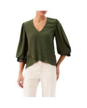 Karen Kane Crossover Hem Asymmetric Top - Green