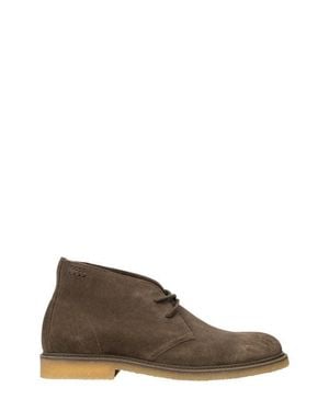 BOSS Kope Suede Chukka Boot - Brown