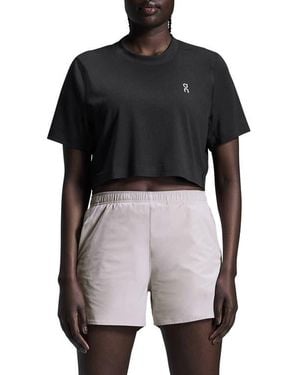 On Shoes Train-T Crop Top - Black