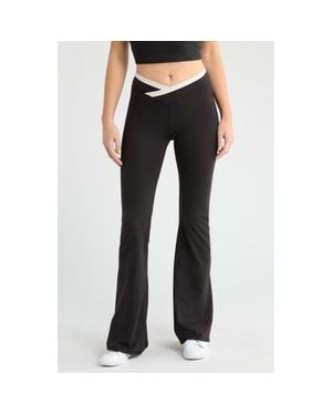 PacSun Contrast Crossover Flare Leggings - Black