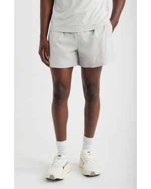 Zella 5-Inch Lined Training Shorts - White