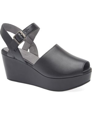 Chocolat Blu Wagga Platform Wedge Sandal - Gray