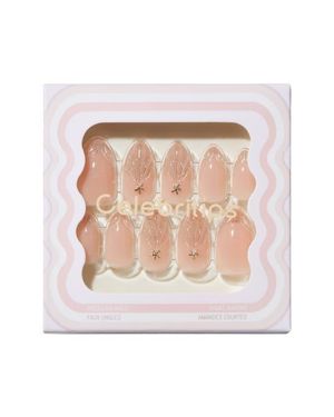 CELEBRITIPS 3D Sparkling Berry Short Almond Press-On Nails - Natural