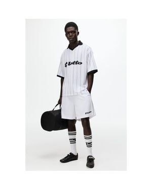 H&M Relaxed Fit Football Shorts - White