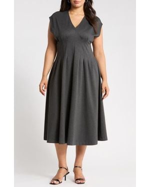 Nordstrom Seamed Ponte V-Neck Dress - Black