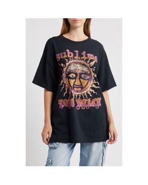 Merch Traffic Sublime Long Beach Cotton Graphic T-Shirt - Black
