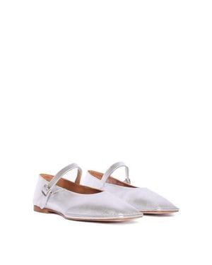 Maguire Osuna Ballerina - White