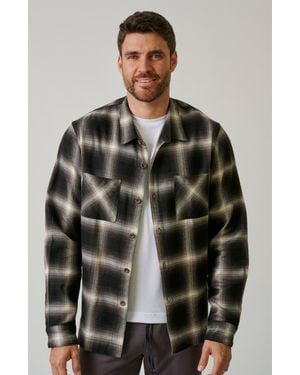 LEISURE LAB Coyote Flannel Button Up - Multicolor