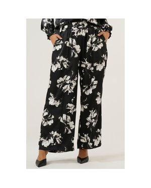 Estelle Gilda Floral Wide Leg Pants - Black