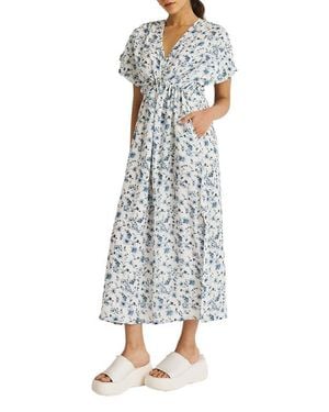 REISTOR Gathered Maxi Dress - White