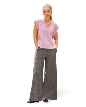 Ro&zo Knit V-Neck Vest Sweater - Purple
