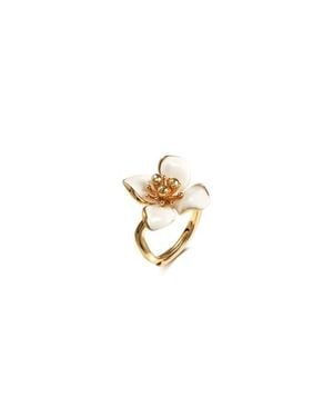 Retro Chic Iris Blossom Ring - White