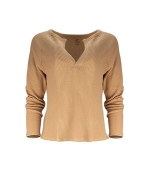 Lezat Jules Waffle Knit Organic Cotton V-Neck Pullover - Natural