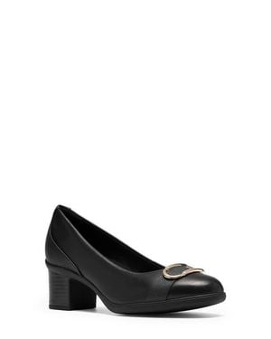 Clarks Shaya Lux Leather Pump - Black