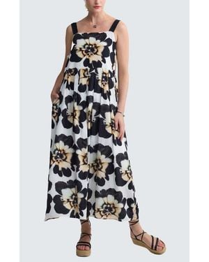 Luukaa Inara Floral Print Tiered Maxi Dress - White