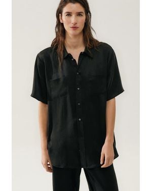 SILK LAUNDRY Short Sleeve Boyfriend Shirt - Black