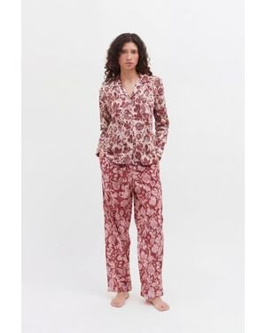Desmond & Dempsey Long Sleeve Cotton Pajamas - Red