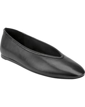 Marc Fisher Gradi Flat - Black