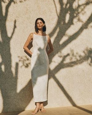 Lost Pattern Floral Reverie Boatneck Maxi Dres - Natural