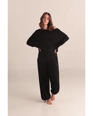 TRISKEL Lyra Inner Cosmos Yoga Pant - Black