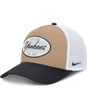 Nike New York Yankees Rise A-Frame Trucker Adjustable Hat - Green