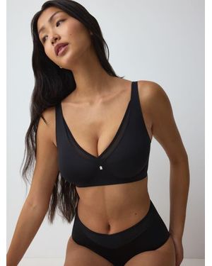 Triumph True Shape Sensation Wireless Minimizer Bra - Black