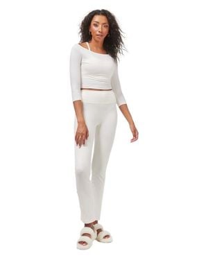 Rebody Active Dynamic Cozy Open Shoulder 3/4 Sleeve Top - White