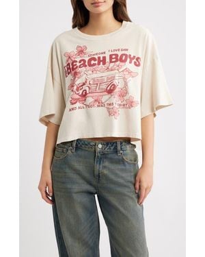 Daydreamer The Beach Boys Someone I Love Graphic T-Shirt - Red