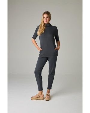 eavolu® Acadia Aspen Eco-Luxe Rib Short-Sleeve Top - Black