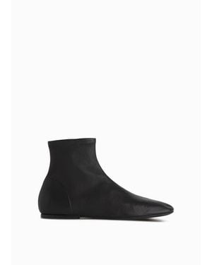 Co. Round Toe Stretch Leather Bootie - Black