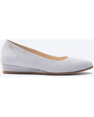 VISCATA Roma Suede Flats - White