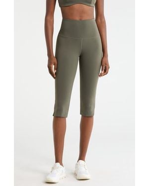 Mpg Sculpt Capri Leggings - Green