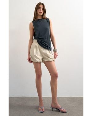 TOPSHOP Bubble Hem Shorts - Natural