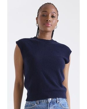 1982 Zarah Crew Neck 100% Cashmere Vest - Blue