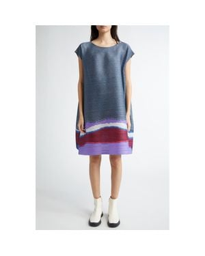 Pleats Please Issey Miyake Grainy Colors Pleated Shift Dress - Blue
