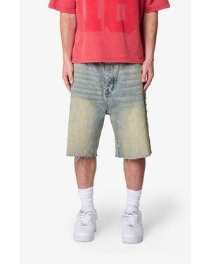 MNML Baggy Mojave Embellished Cutoff Denim Shorts - Red