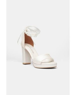Prologue Shoes Ksenia Platform Bridal Sandal - White