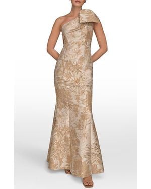 Donna Karan Metallic One-Shoulder Jacquard Mermaid Gown - Natural