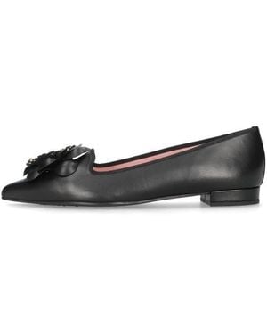 Pretty Ballerinas Pointed Flower Ballet Flat - Black