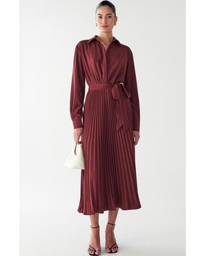 Willa Mckenzi Midi Dress - Red