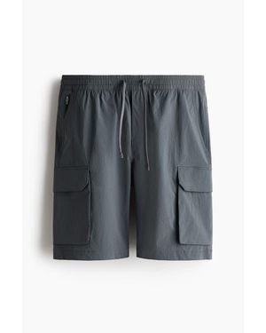 H&M Regular Fit Cargo Shorts - Gray