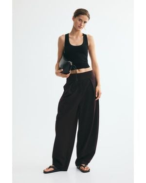 H&M Pleated Barrel-Leg Pants - Black