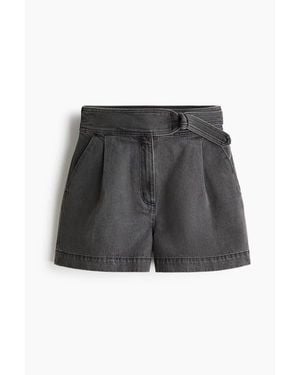 H&M Belted Denim Shorts - Black