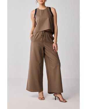 REISTOR Matching Set With Wide-Leg Pants And Colorblock Top - Brown